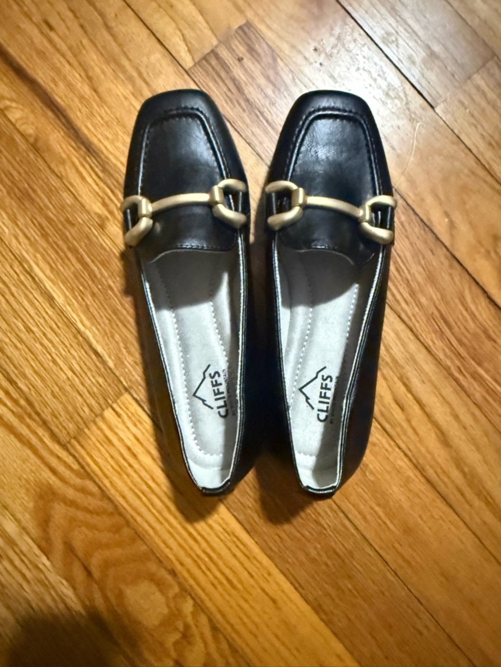 One pair of Cliffs by WHITE MOUNTAIN Black Loafers with Gold.